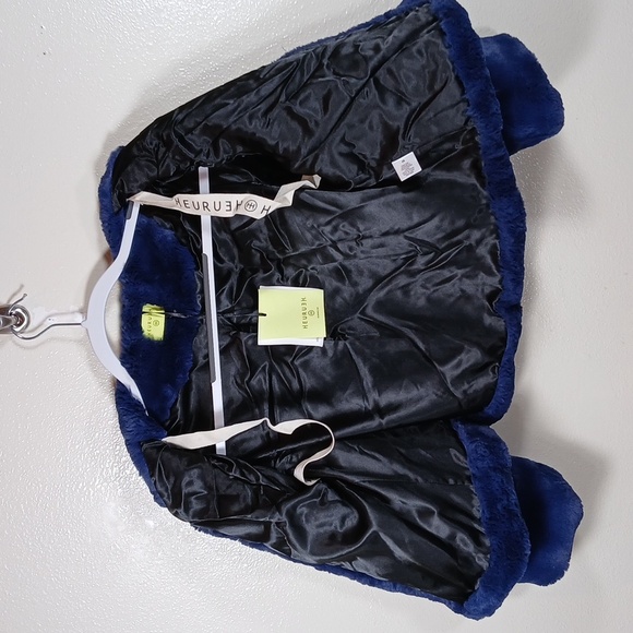 Heurueh Women's Blue Faux Fur Cropped Jacket size XS - Picture 3 of 12